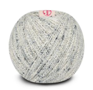 62% Cotton 17% Acrylic 5% Linen 16% Polyester